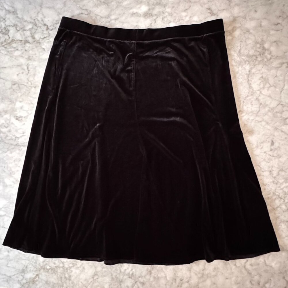 Women’s Black Velvet A-Line Skirt Size 22/24 Plus Size Holiday Party Whimsigoth - Picture 2 of 5